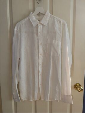 Uniqlo White Long-Sleeve Button Shirt